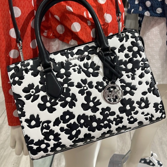 Michael Kors Sheila Medium Sequined Floral Print CZ Satchel
Black 
NWT - Picture 16 of 16